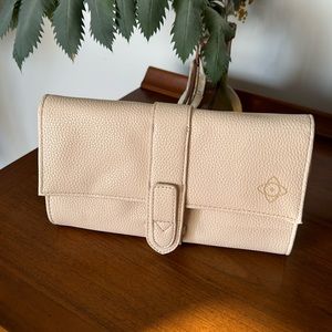 Cream Pebbled Leather Travel Jewelry Case & Organizer